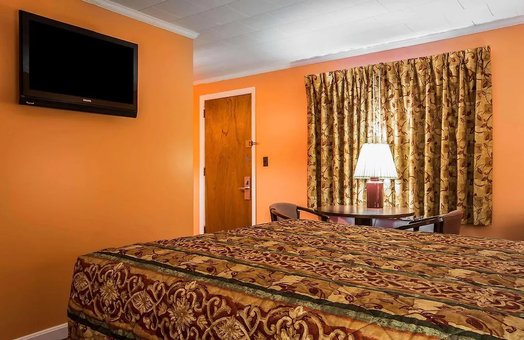 Rodeway Inn Lincoln I-93-1