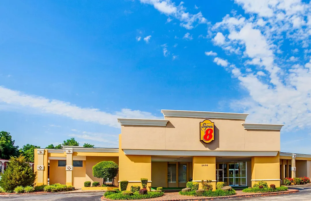 Super 8 By Wyndham Norman-1