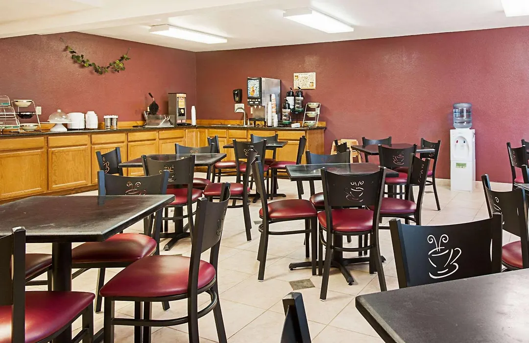 Rodeway Inn & Suites Blanding-1
