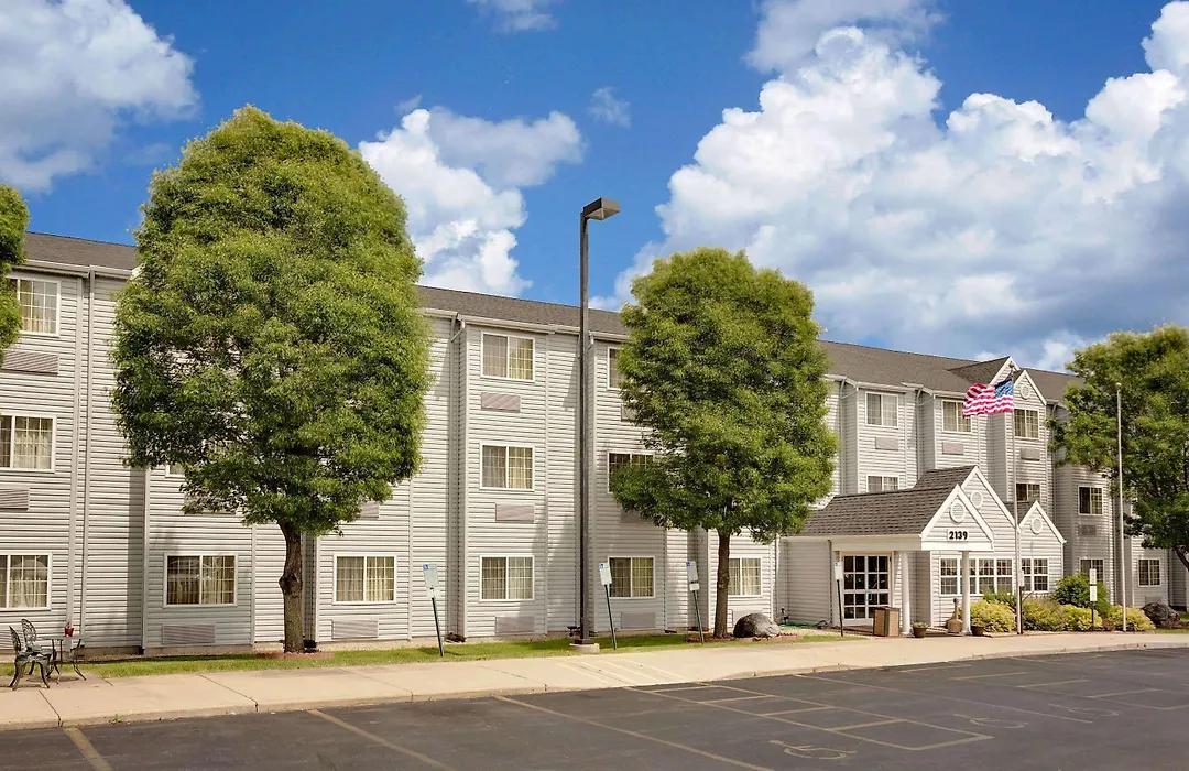 Microtel Inn & Suites By Wyndham Madison East-1