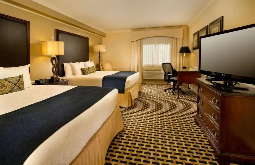 Best Western Plus Puyallup Hotel-1