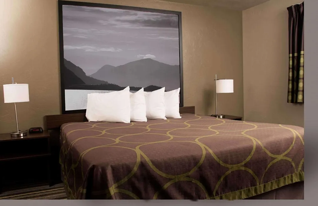 Super 8 By Wyndham Juneau-1