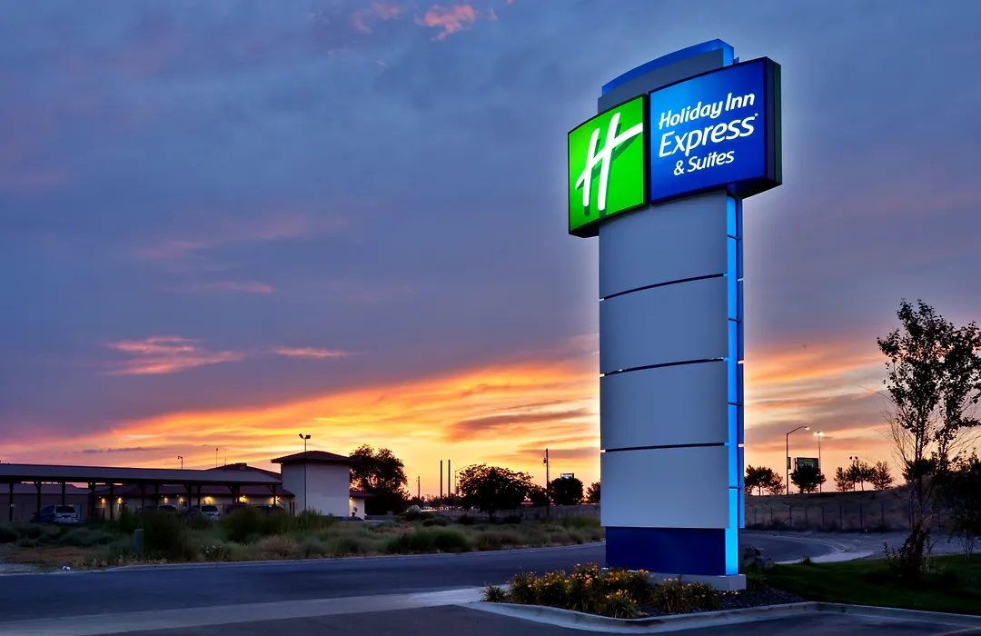 Holiday Inn Express Hotel & Suites Ontario By Ihg-1