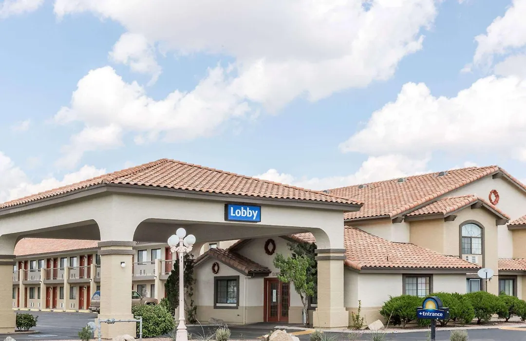 Days Inn By Wyndham Willcox-1