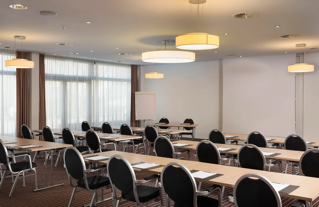 Mercure Hotel Mannheim am Friedensplatz-1