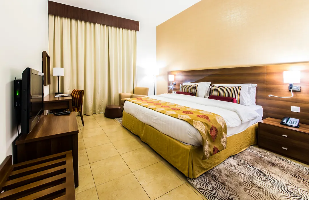 Nojoum Hotel Apartments Llc-1