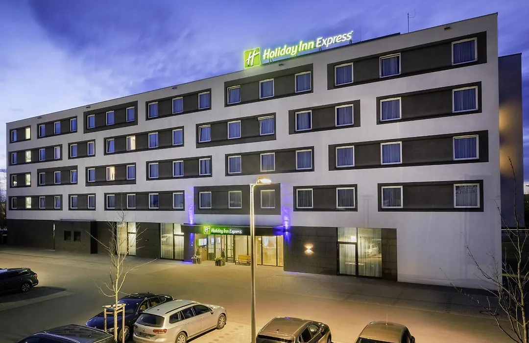 Holiday Inn Express Friedrichshafen By Ihg-1