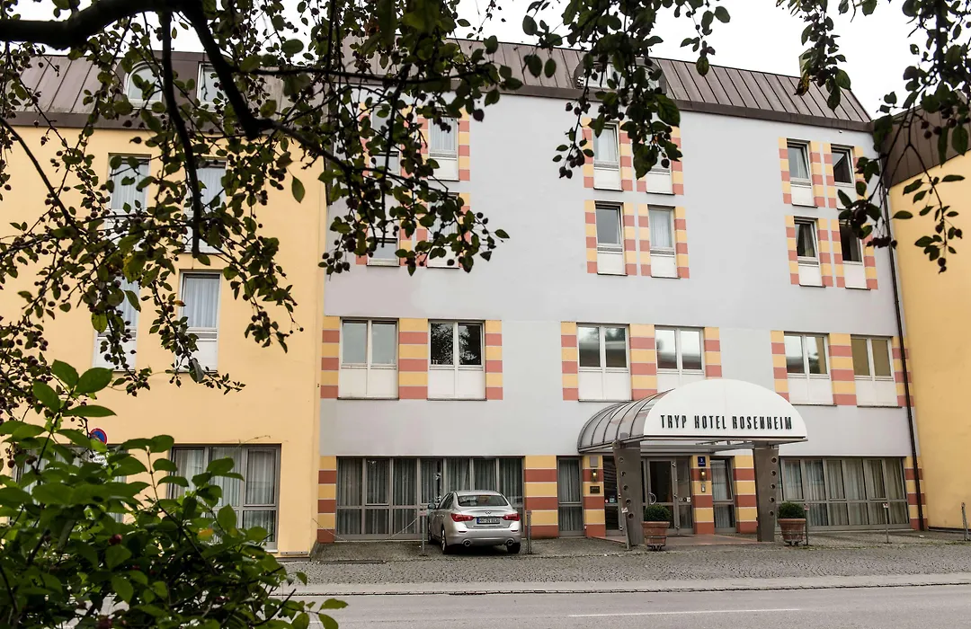 Ibis Styles Rosenheim-1