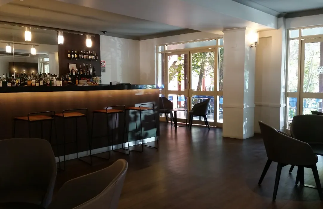 Silkari Urban Cks Sydney Airport Hotel-1
