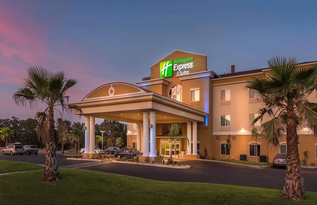 Holiday Inn Express & Suites / Red Bluff - South Redding Area, An Ihg Hotel-1