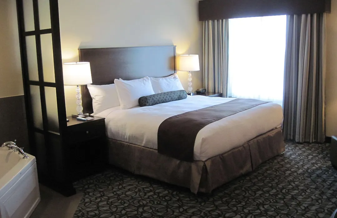 Best Western Plus Walkerton Hotel & Conference Centre-1