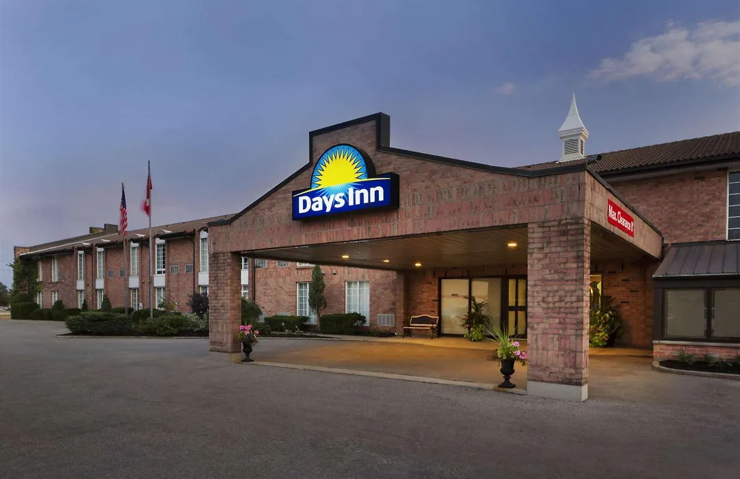 Days Inn By Wyndham Brantford-1