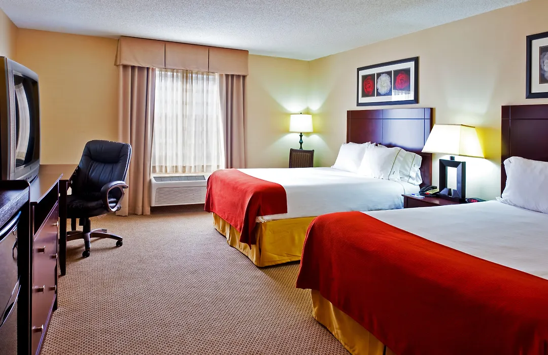 Holiday Inn Express Hotel & Suites Dickson By Ihg-1
