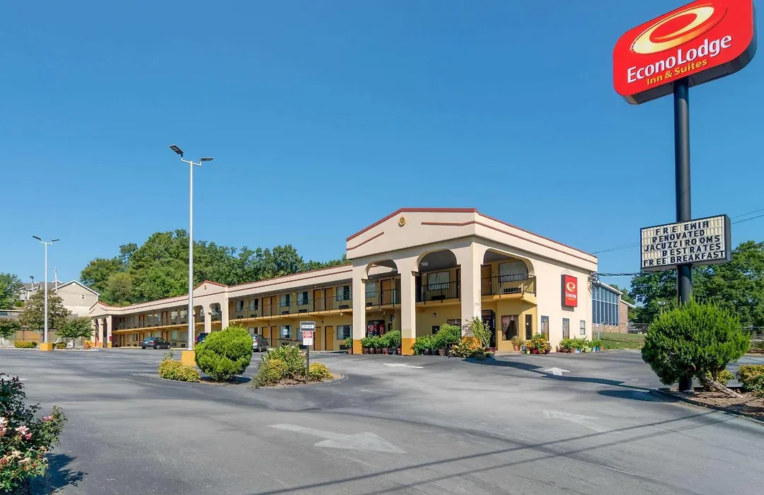 Econo Lodge Inn & Suites-1