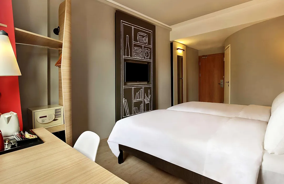 Ibis Bali Legian Street-1