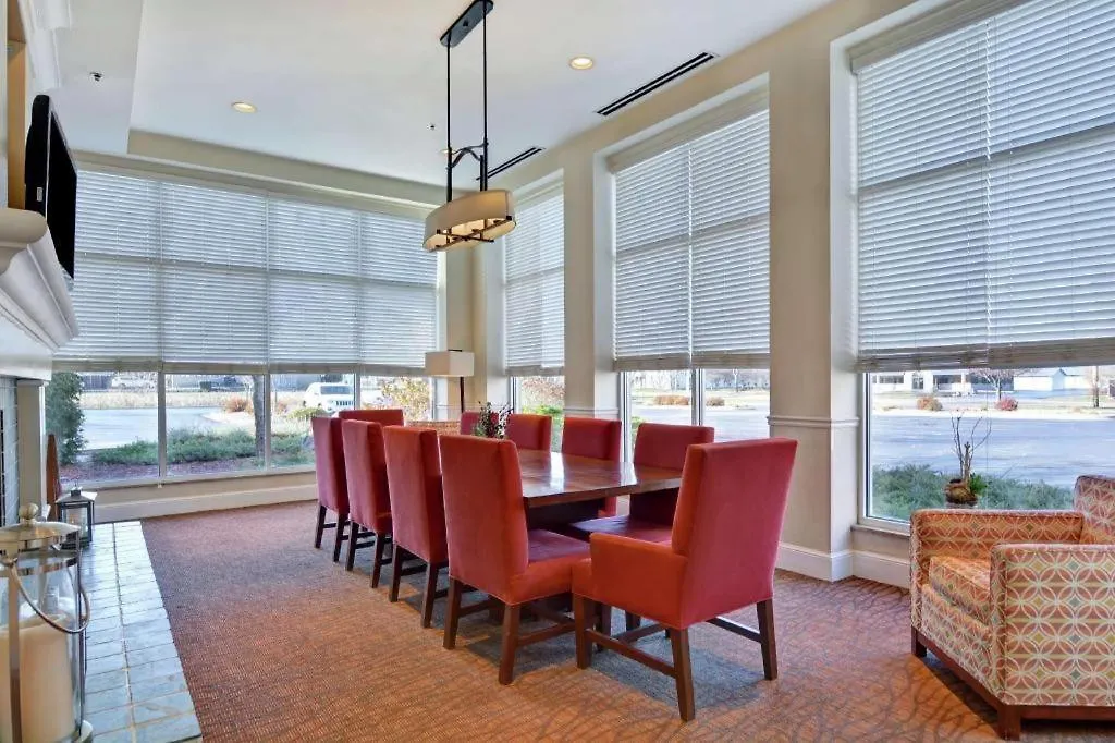 Hilton Garden Inn Oshkosh-1