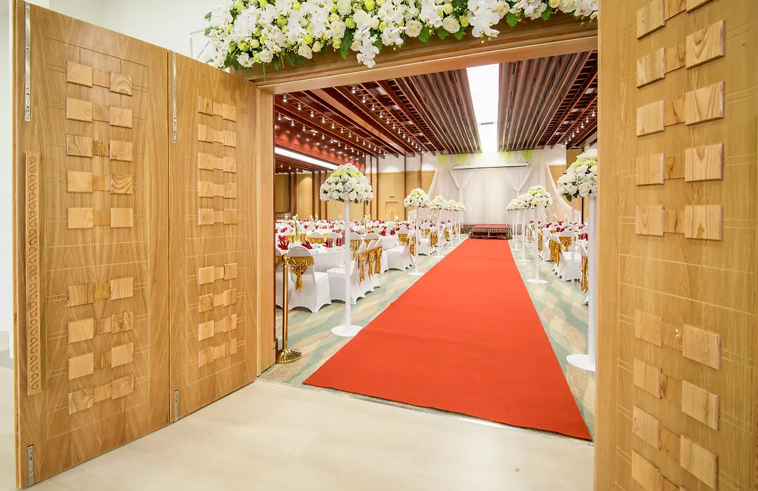 Royal Lotus Hotel Danang-1