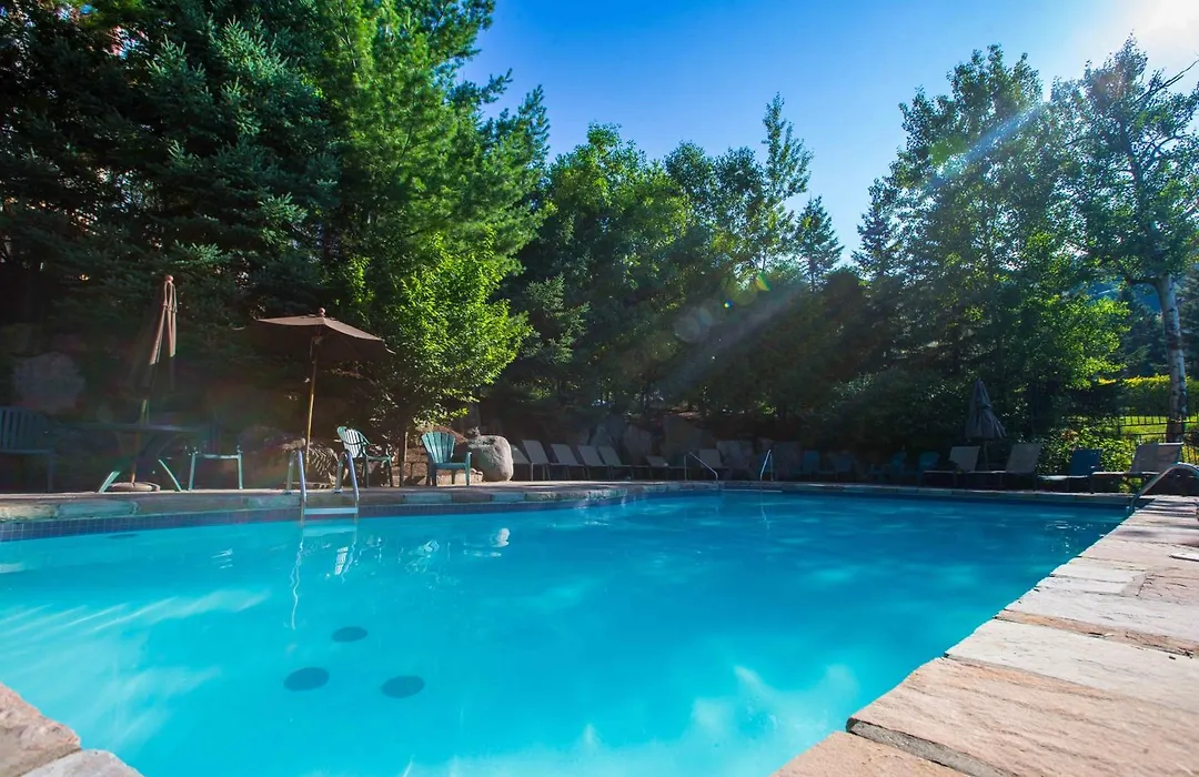 Lodge De La Montagne-1