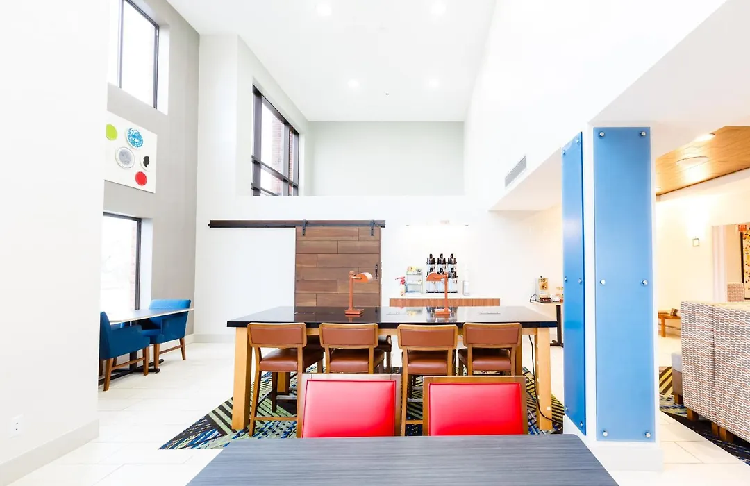 Holiday Inn Express & Suites Shelbyville By Ihg-1