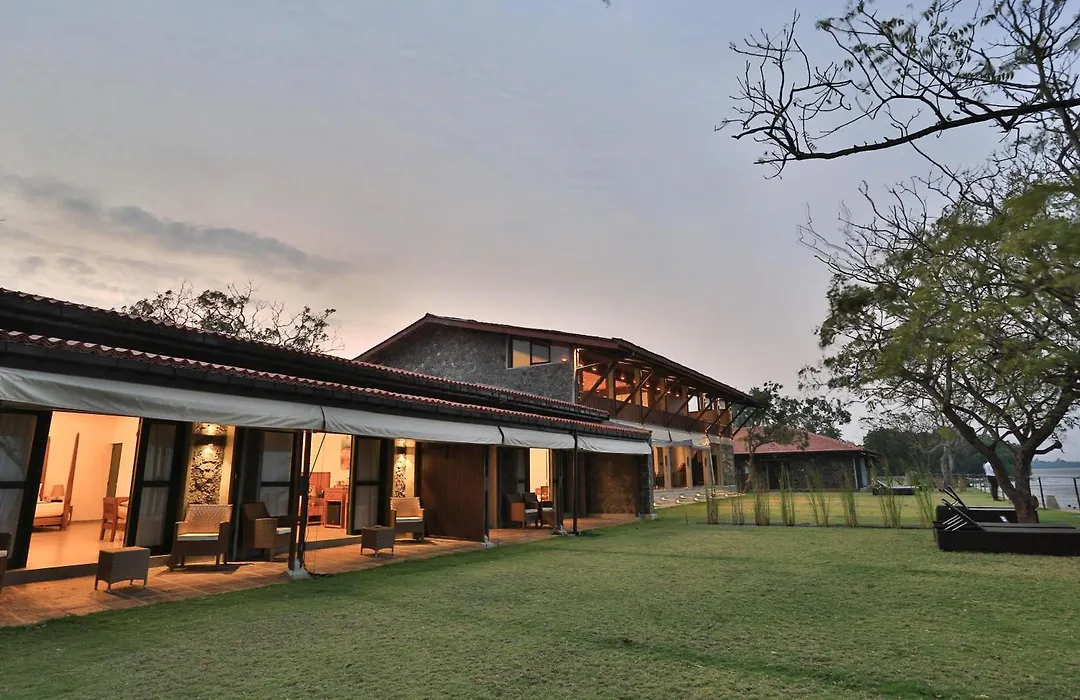 Regenta Arie Lagoon Negombo-1