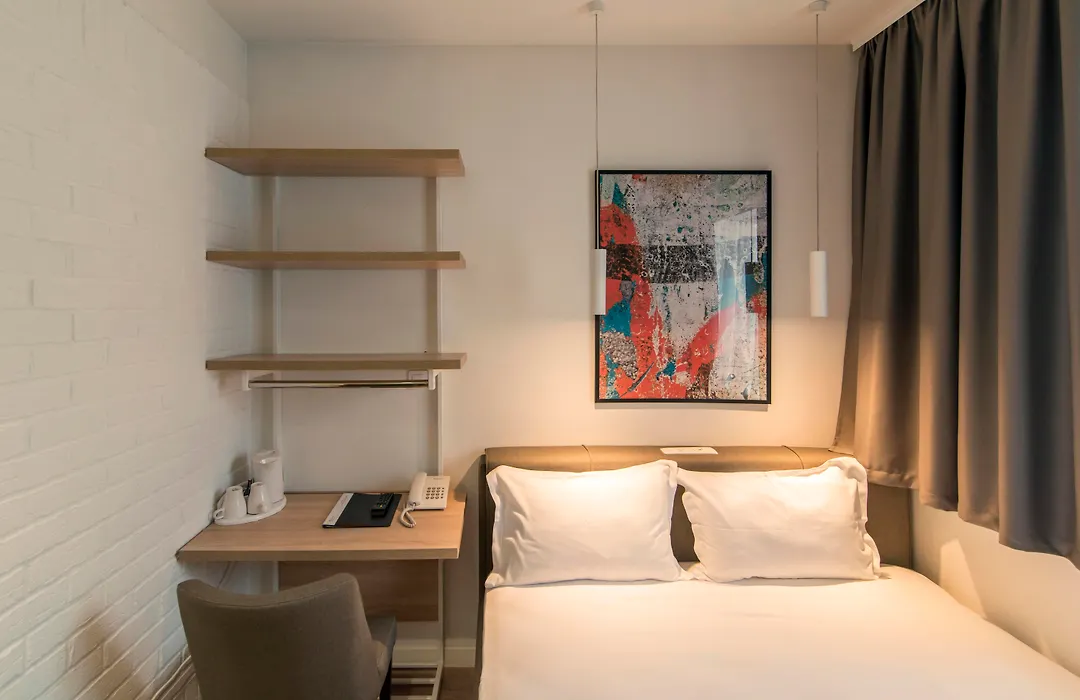Belgrade Inn Garni Hotel-1