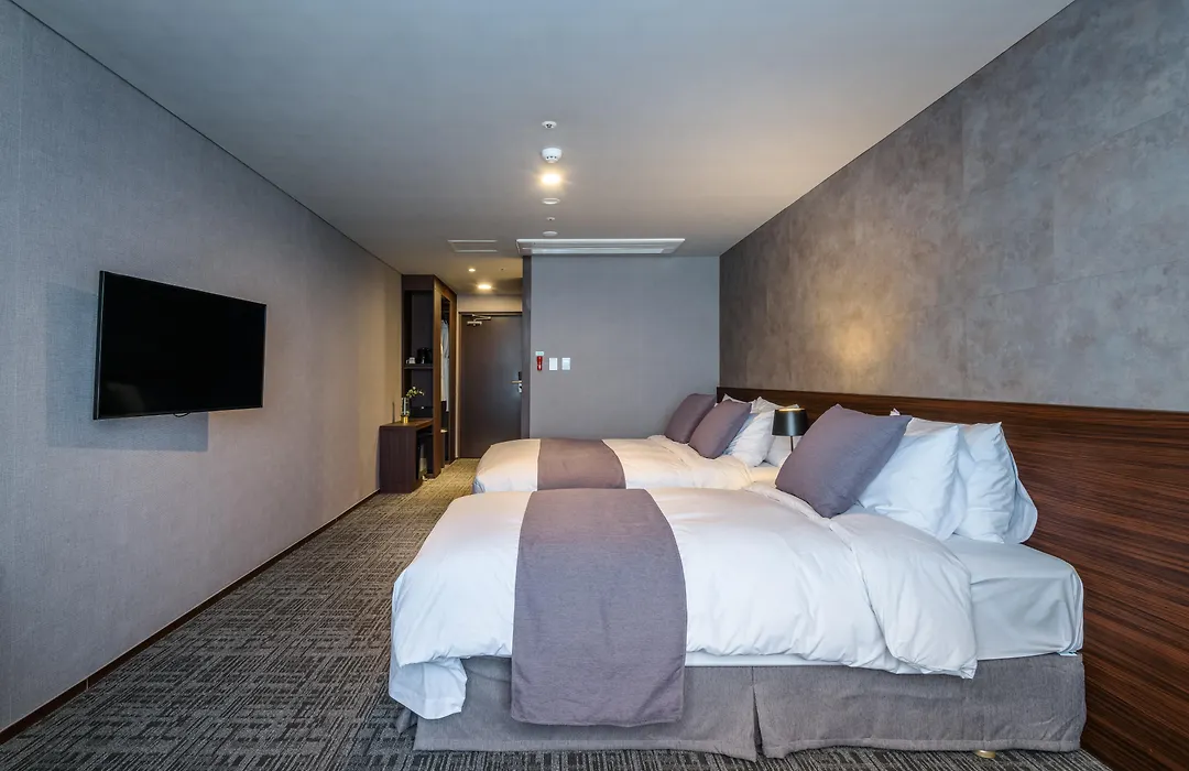 Hotel With Jeju-1