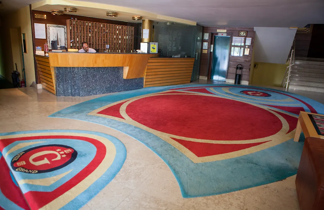 Hotel Grand-1