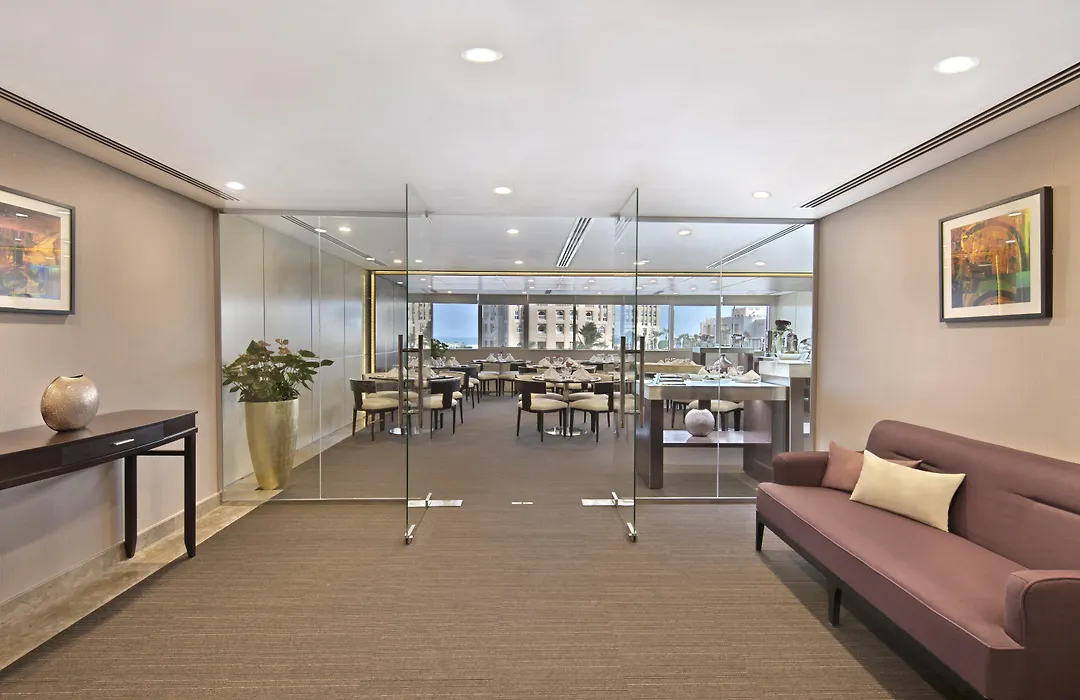 The Curve Hotel-1