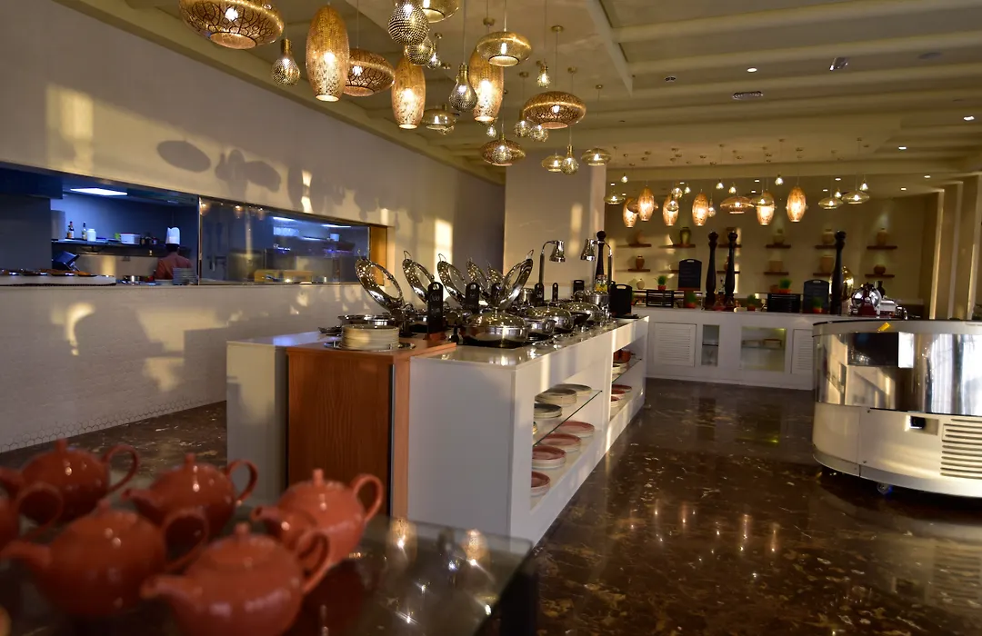 Grand Millennium Muscat Connected To Muscat Grand Mall-1