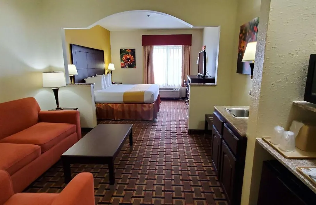 Best Western Executive Inn & Suites-1