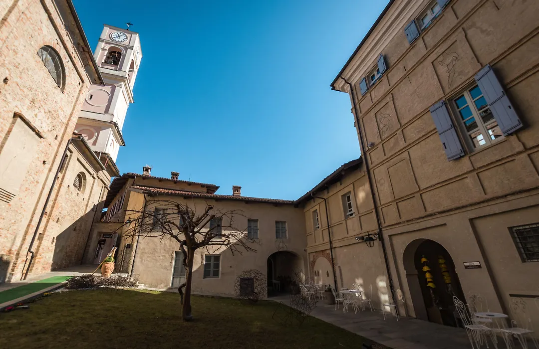 Antico Borgo-1