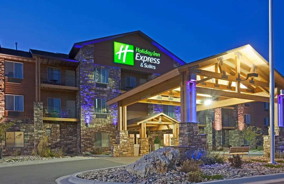 Holiday Inn Express & Suites Custer-Mt Rushmore-1