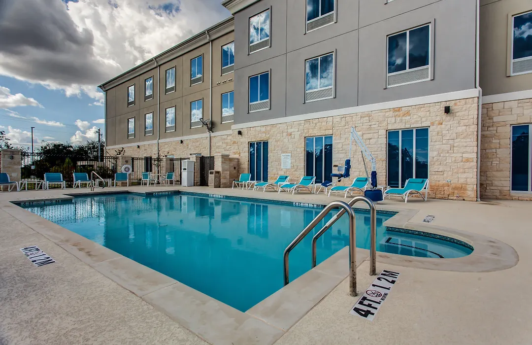 Holiday Inn Express & Suites Gatesville - N. Ft Hood By Ihg-1