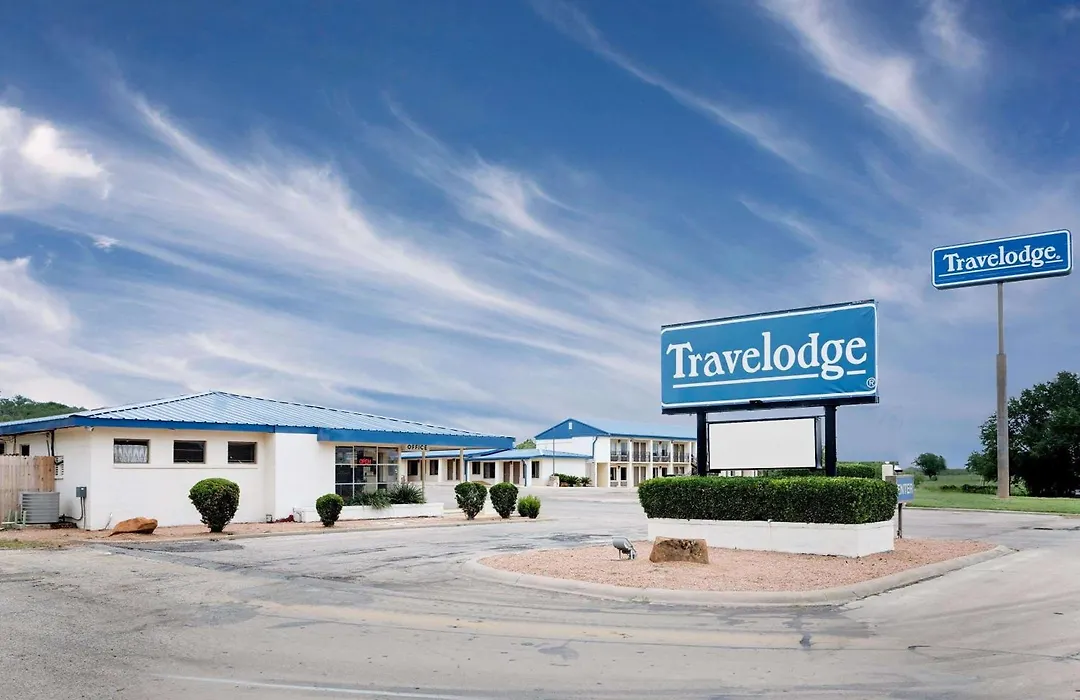 Travelodge By Wyndham Ozona-1