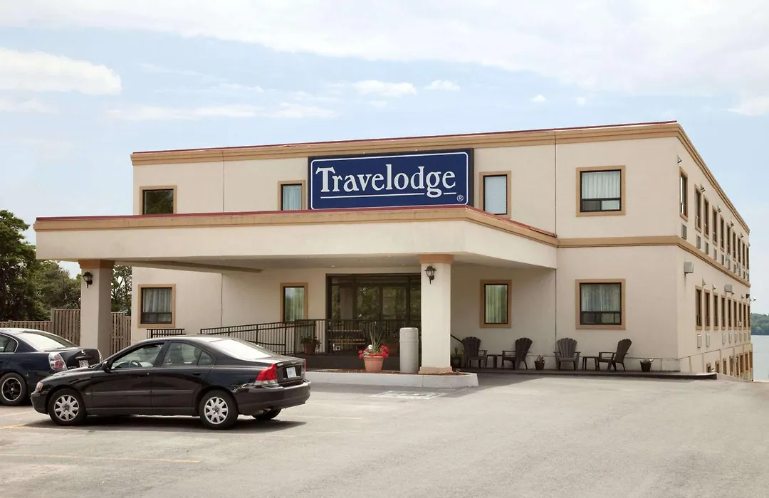 Travelodge By Wyndham Trenton-1