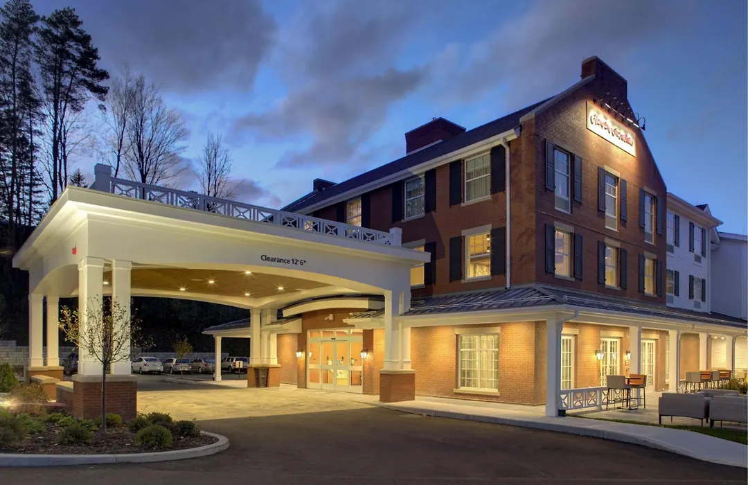 Hampton Inn & Suites Manchester, Vt-1
