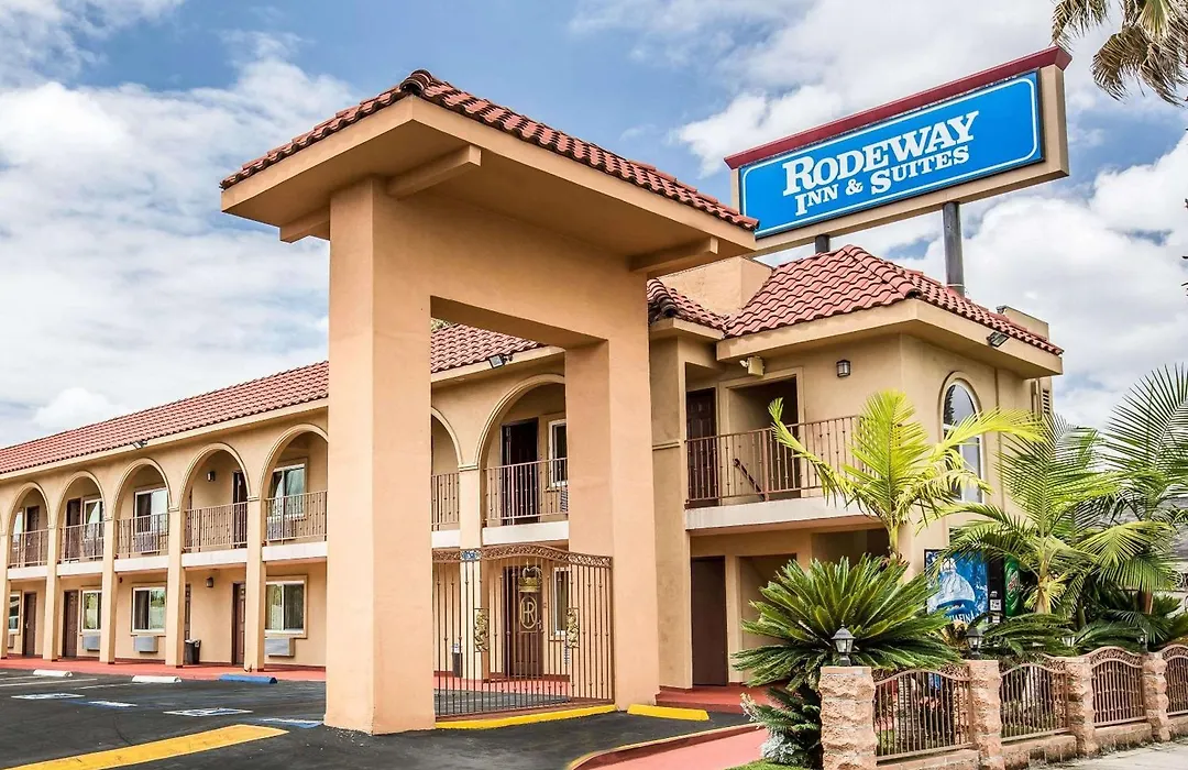 Rodeway Inn & Suites Bellflower-1
