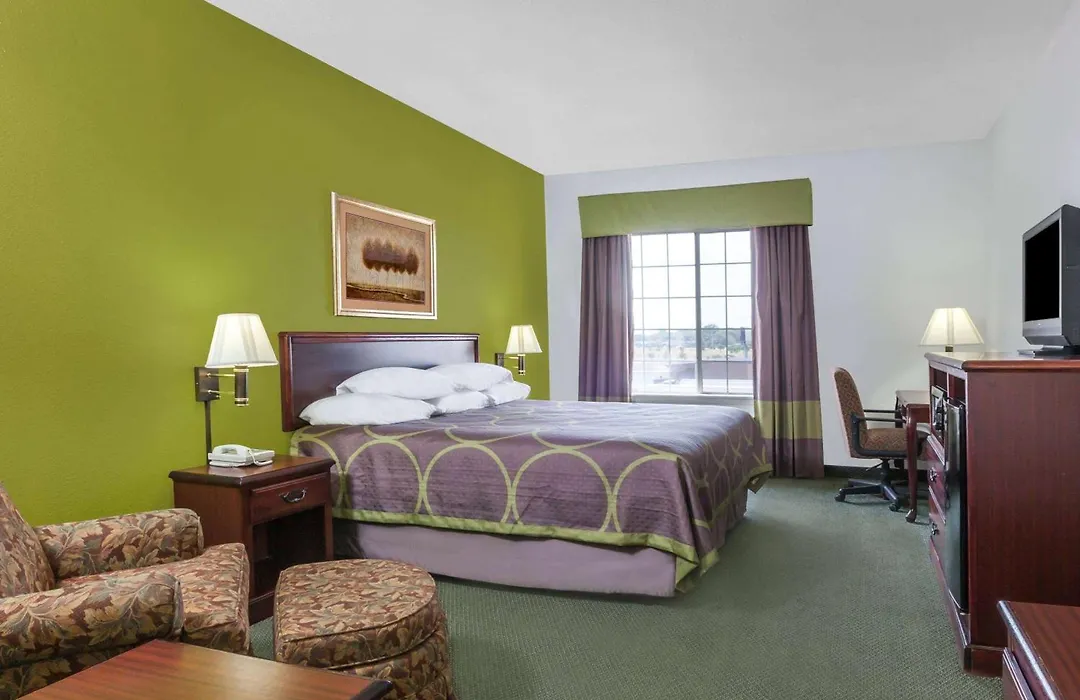 Super 8 By Wyndham Hillsboro Tx-1