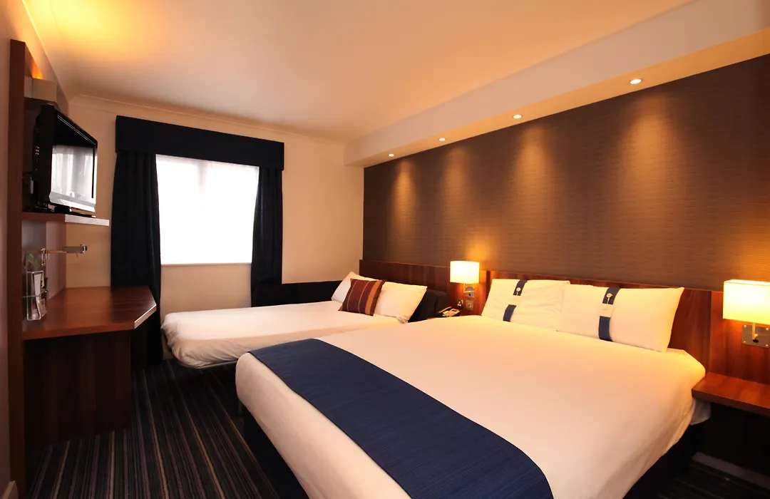 Holiday Inn Express Glenrothes By Ihg-1