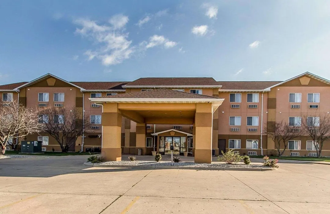 Quality Inn & Suites Mount Pleasant-1