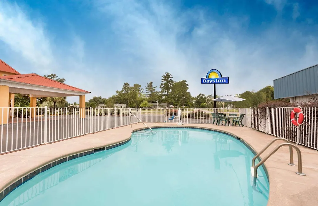 Days Inn By Wyndham Barnwell-1