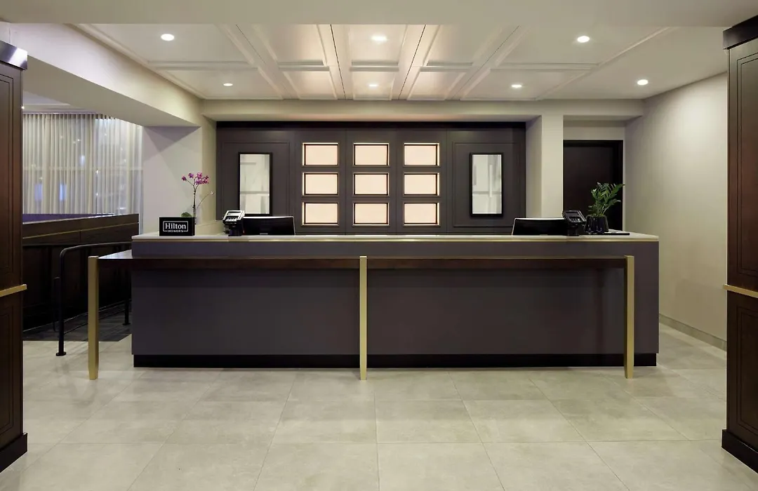 Doubletree By Hilton Montreal Airport-1