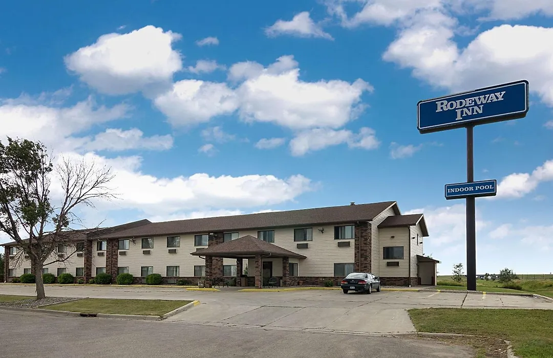 Rodeway Inn Wahpeton-1