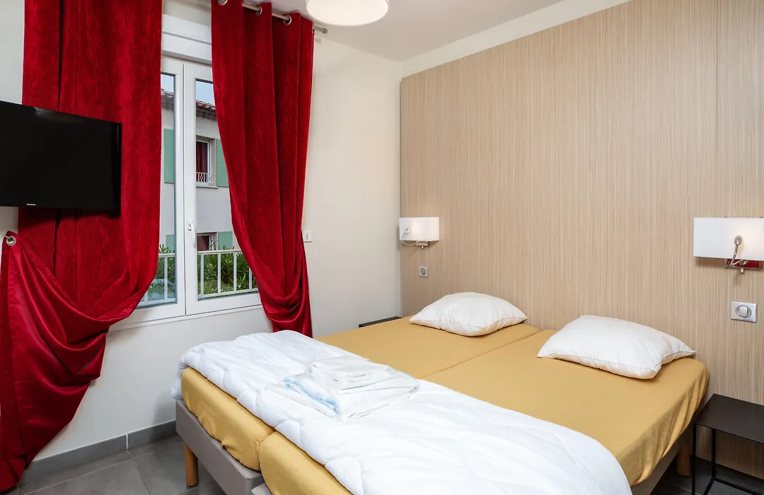SOWELL RESIDENCES Les Perles de Saint Tropez-1