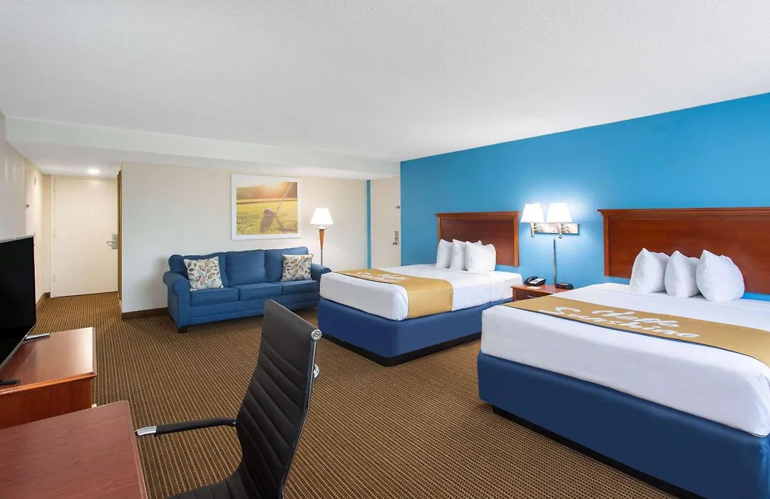 Days Inn & Suites By Wyndham Tallahassee Conf Center I-10-1