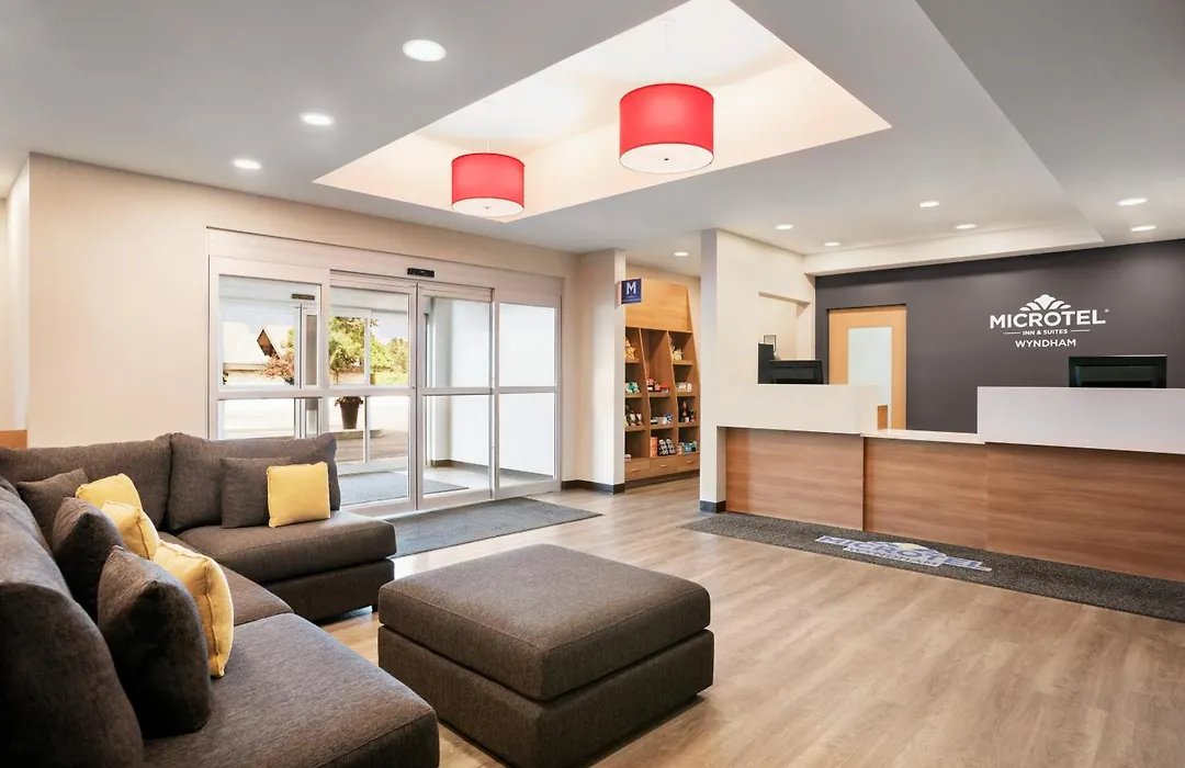 Microtel Inn & Suites By Wyndham Val-D Or-1