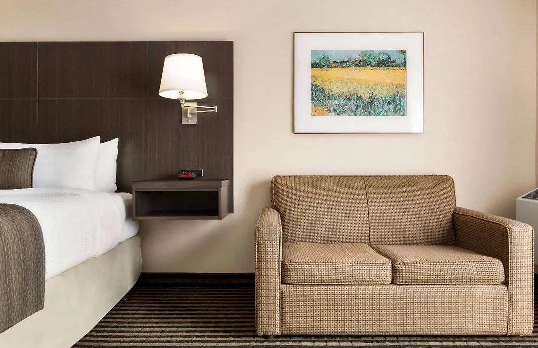 Days Inn By Wyndham Miramichi Nb-1