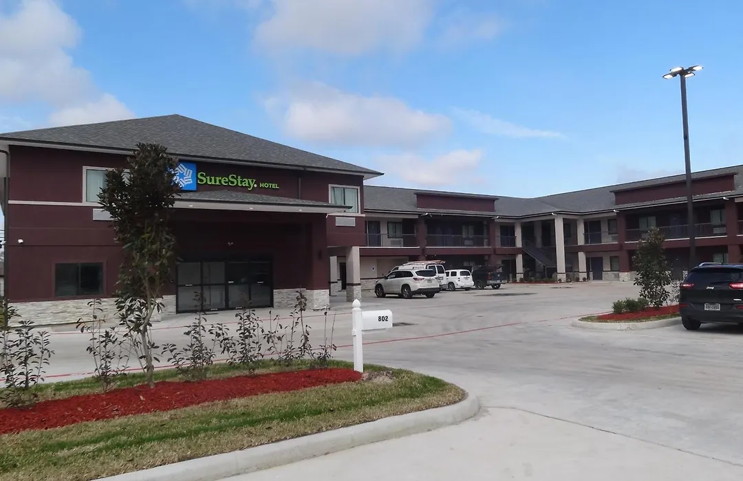 Surestay By Best Western Baytown-1
