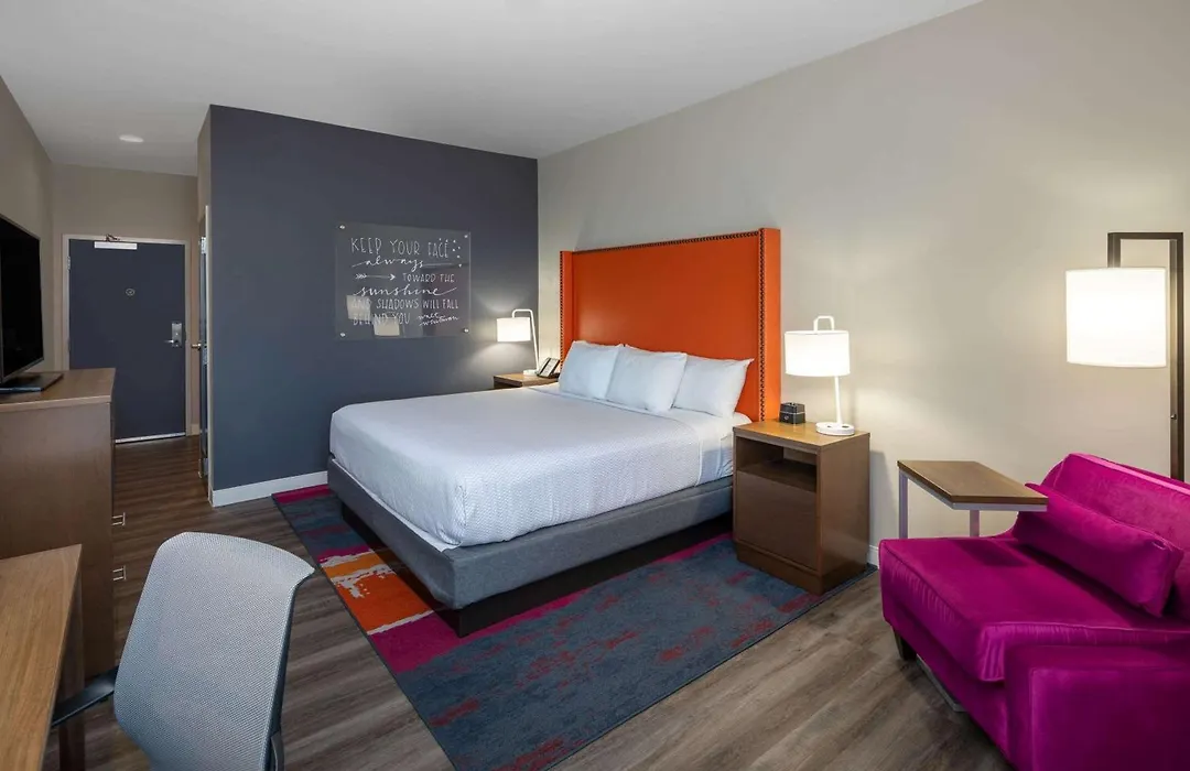 La Quinta By Wyndham Greensboro Airport High Point-1