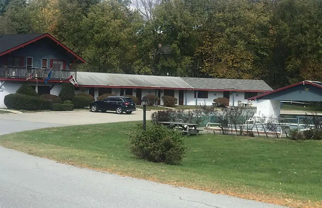 The Chalet Motel-1